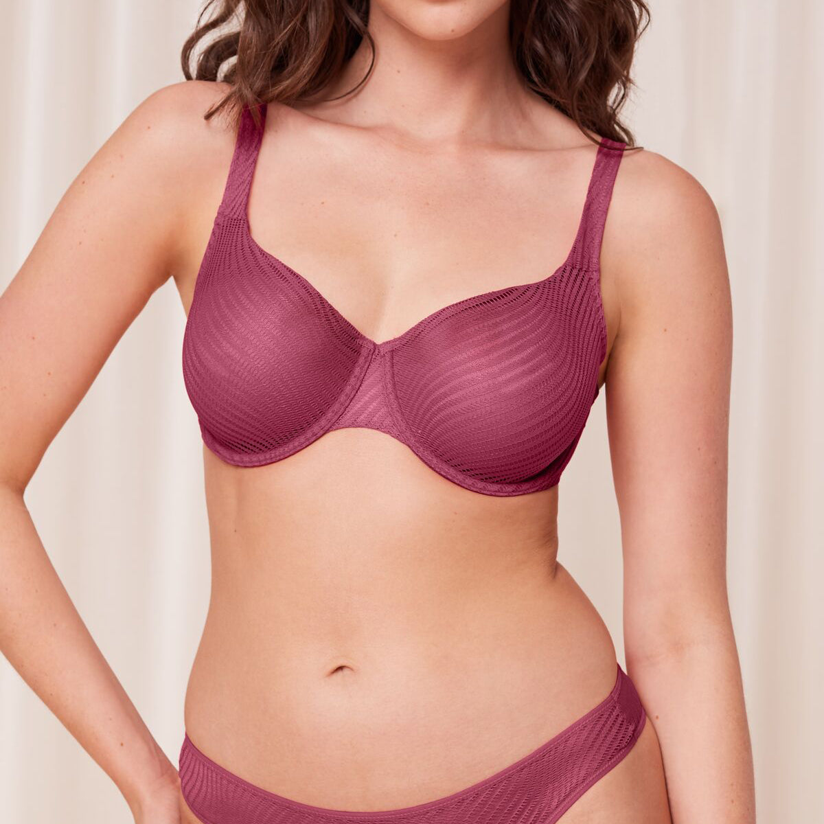 Triumph Harmony Spotlight W01 - Ripe Raspberry - 10215944-1984