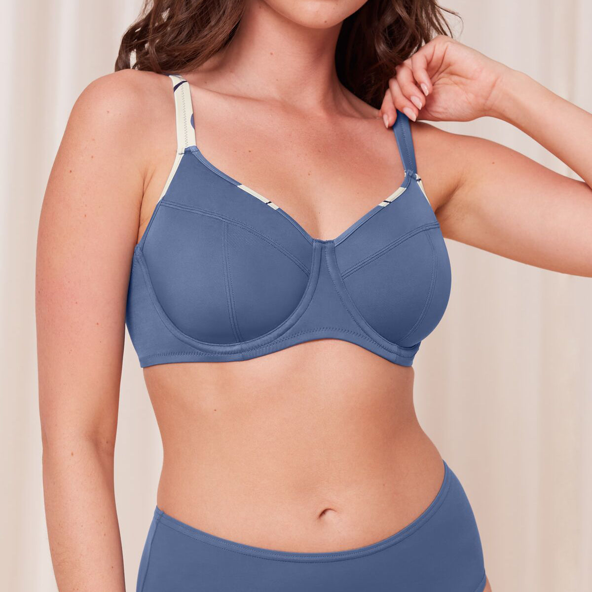 Triumph Summer Allure - Atlantis - 10218021-3872