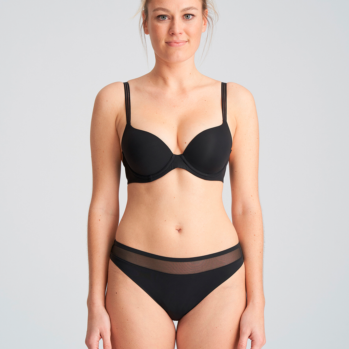 Marie Jo Louie - Black - 0622090-ZWA