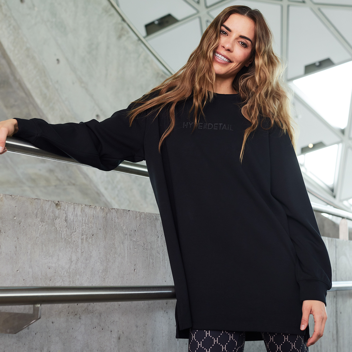 Hype The Detail Sweat - Black - 550-14-9