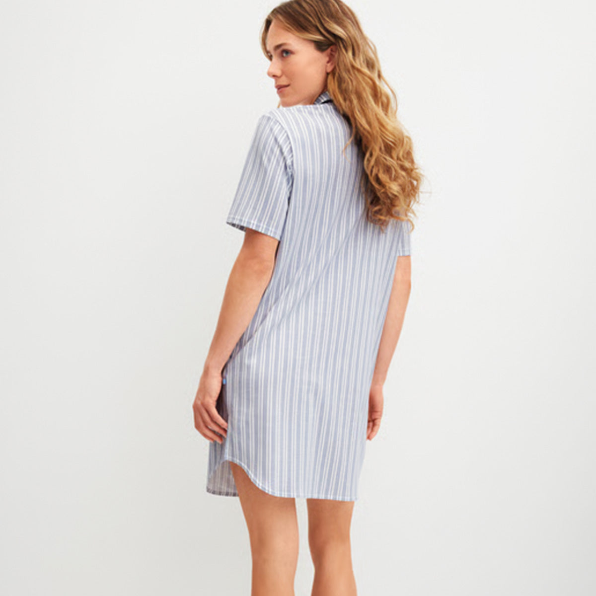 Calida Striped Dreams natskjorte, blå - 32226 - 395 - Aura Blue