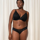 Triumph Aura Spotlight - Black - 10208024-0004